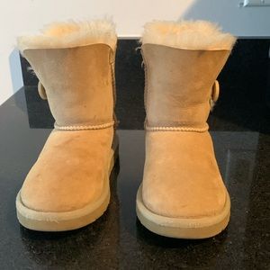 Uggs kids size 11